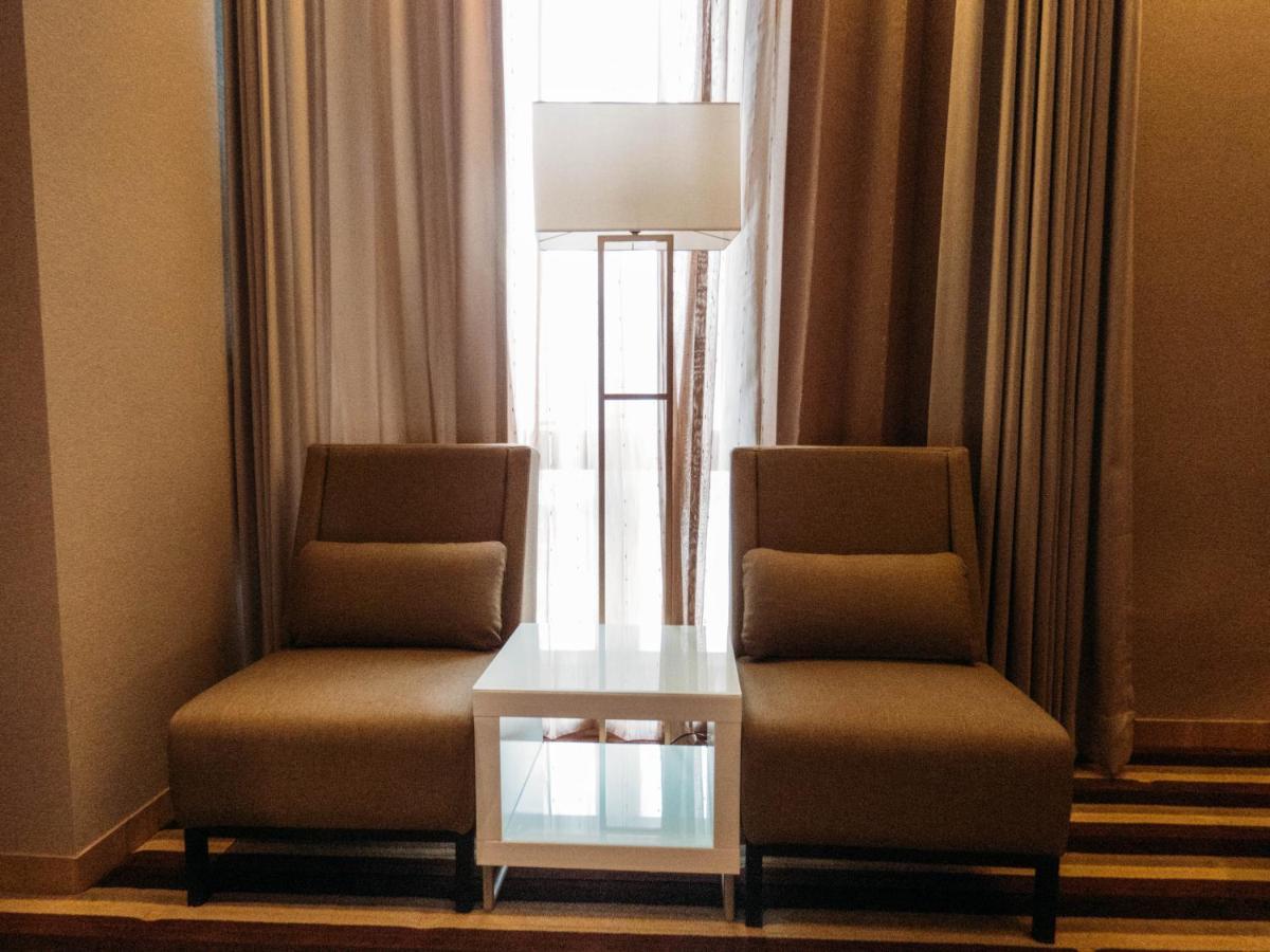 Grand Royal Hotel Toufen Luaran gambar